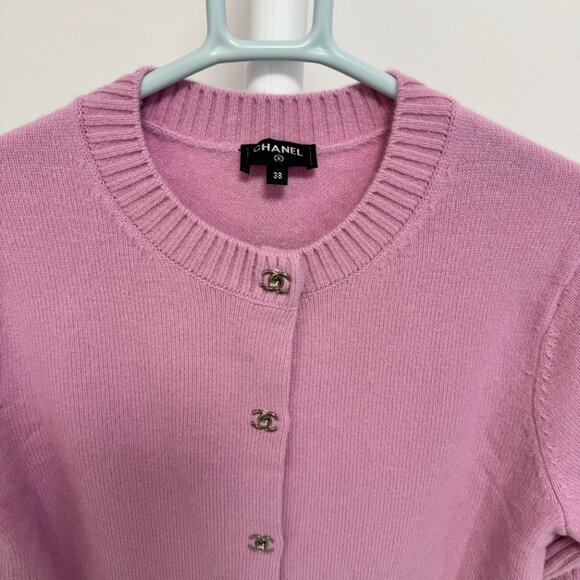 Chanel Pink Cardigan - Picture 5 of 10